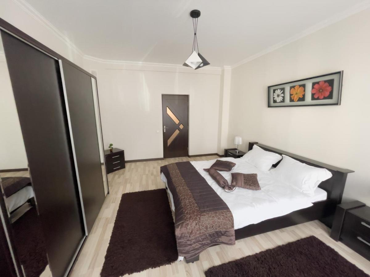 Enjoy Apartments - Spacious Retreat In Our Villa Cluj-Napoca Buitenkant foto